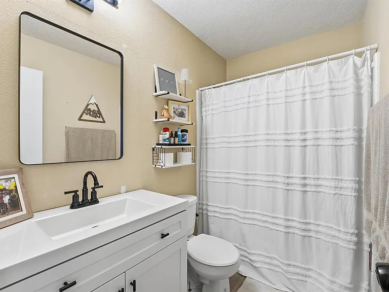 17207 Morning Star Ave — Photo 13