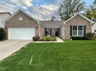 6375 Oxford Ln, McCordsville, IN 46055