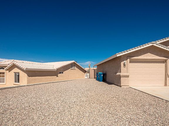 3rd image of 2315 Senita Dr