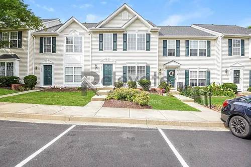 5504 Springwater Ln Photo 1