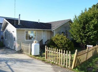 44025 Port Rd, Point Arena, CA 95468