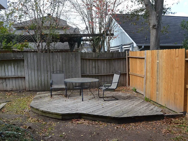 4203 Field Meadow Dr — Photo 18