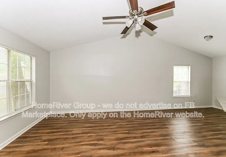 7007 Village Ln — Photo 3