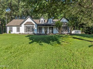4575 Jonathan Dr, Horn Lake, MS 38637