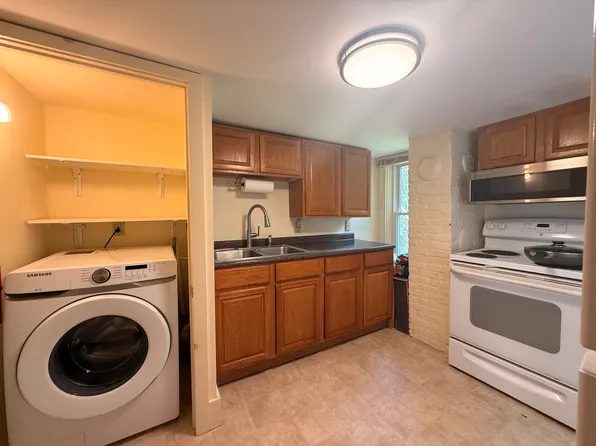 553 Smithfield Rd #2, Providence, RI 02904