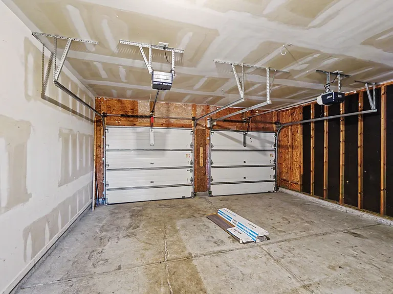 3111 Gloxinia Rd — Photo 27