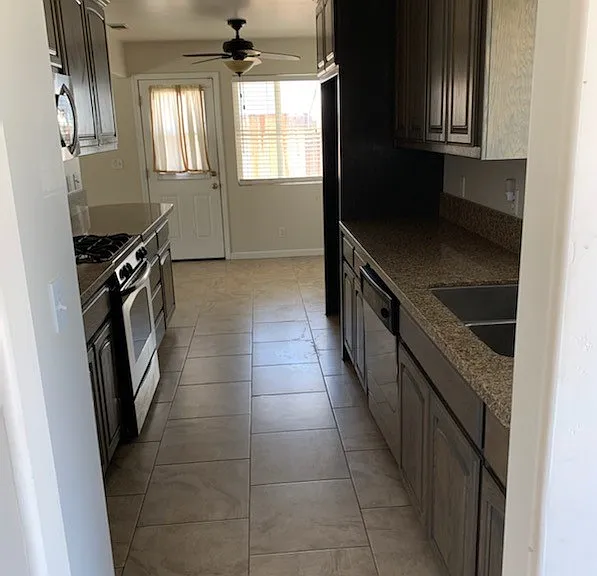 1298 Roxy Ave — Photo 7