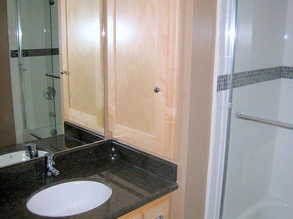 5th image of 777 Rhode Island St #1