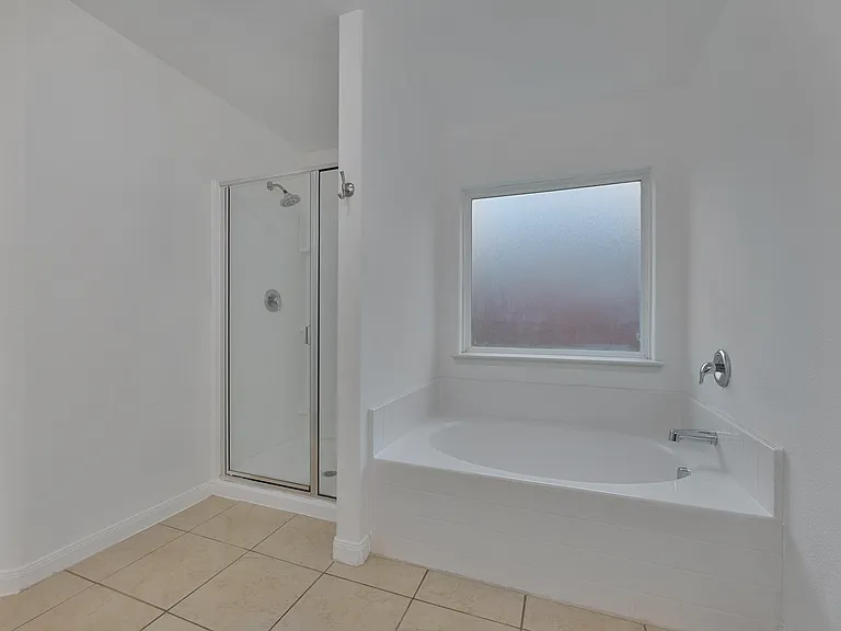 1805 Mesquite Ln — Photo 27
