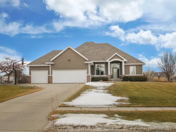 820 Brookside Dr, Jefferson, SD 57038