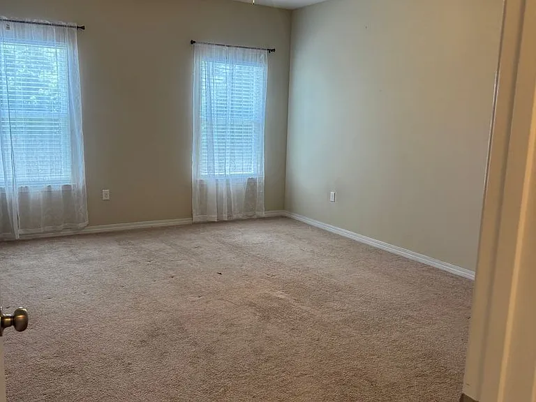156 Creve Core Dr — Photo 12