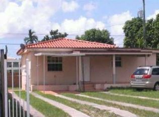 682 E 32nd St, Hialeah, FL 33013