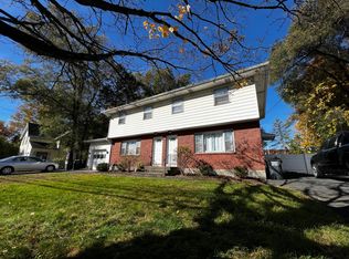 223 Osborne Rd #B, Albany, NY 12205