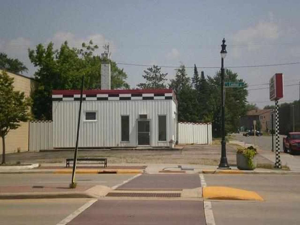 2nd image of 551 S Central Ave