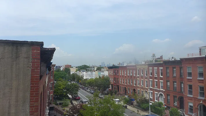 Rented by Garfield Realty  | media 32