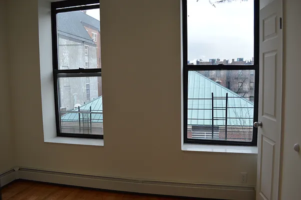 Rented by CoSo Apartments | media 44