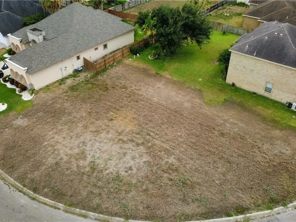 2401 Rhett Dr, Pharr, TX 78577