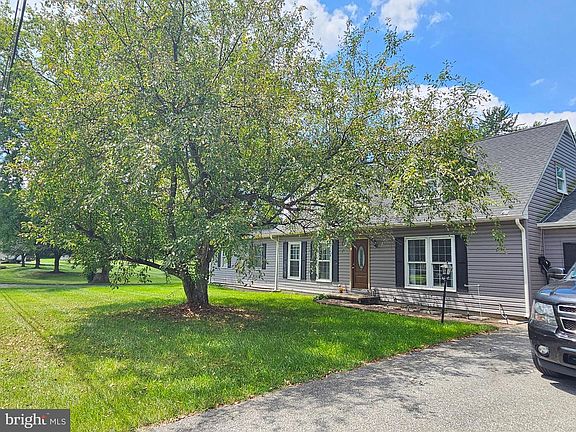 2nd image of 125 Endslow Rd