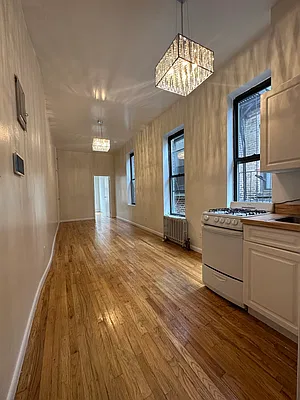 Rented by Peter R. Hungerford, LREB | media 4