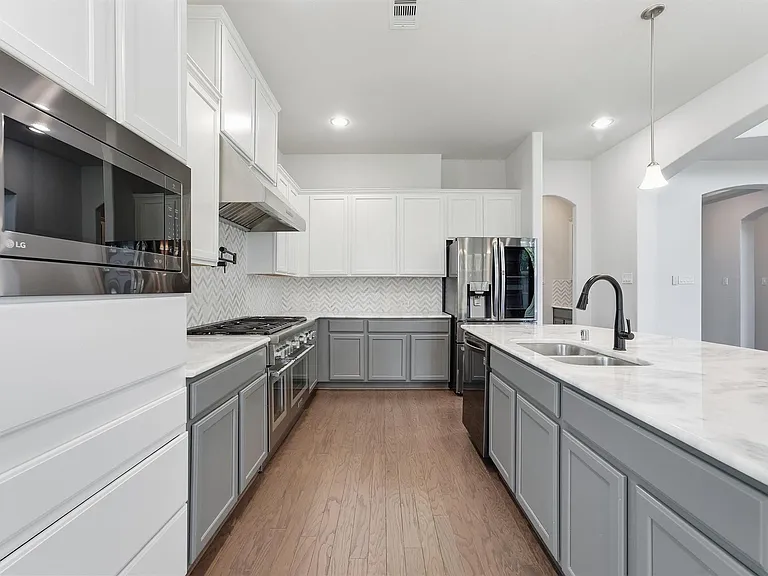 1303 Gardenia Dr — Photo 9