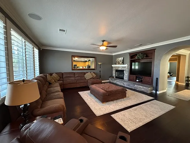 7476 Westcliff Way — Photo 15