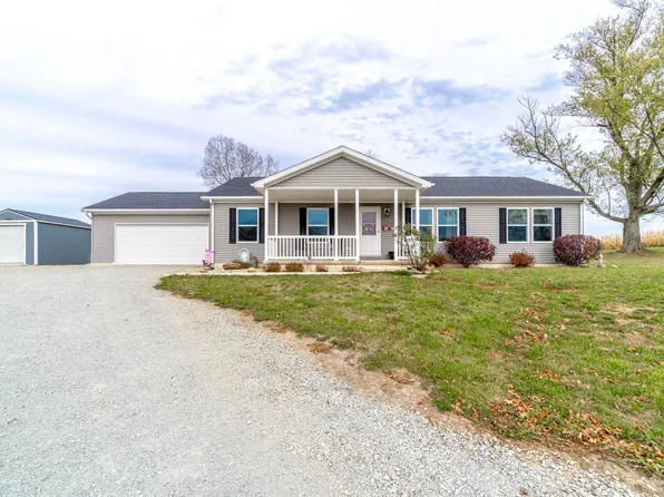 9450 W 150 S APT 92, Pierceton, IN 46562
