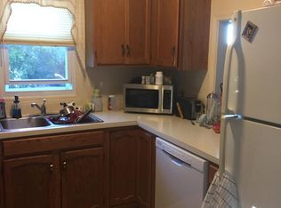 90 Quannacut Rd #B, Westerly, RI 02891