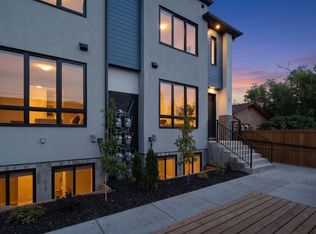 1812 51st St NW #1B, Calgary, AB T3B1C2