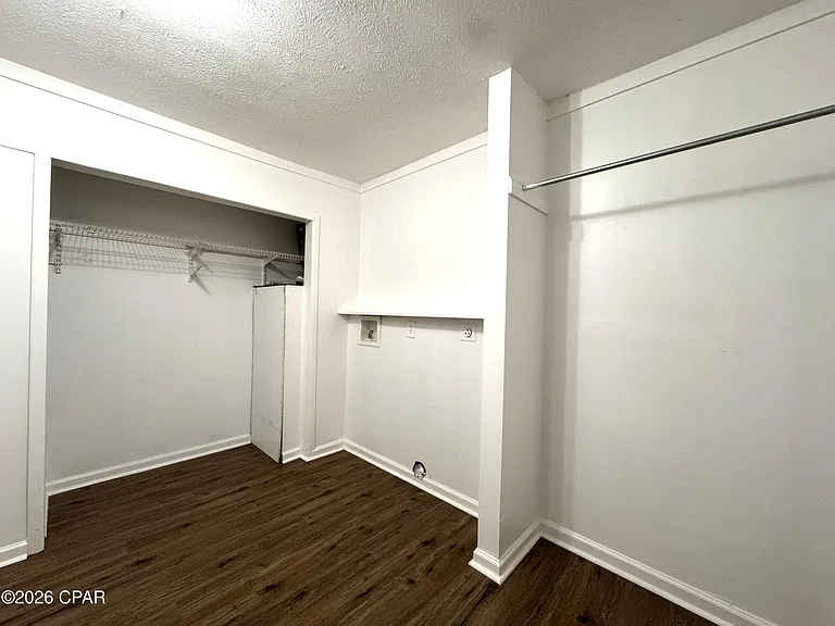 237 Helen Ave #E — Photo 17