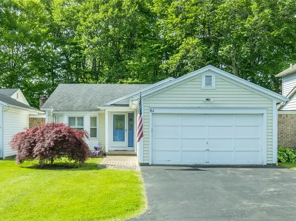 61 Westover Dr, Webster, NY 14580