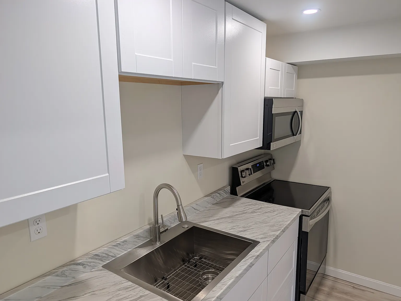 1 bed, 550 sqft, $1,785 — Photo 3