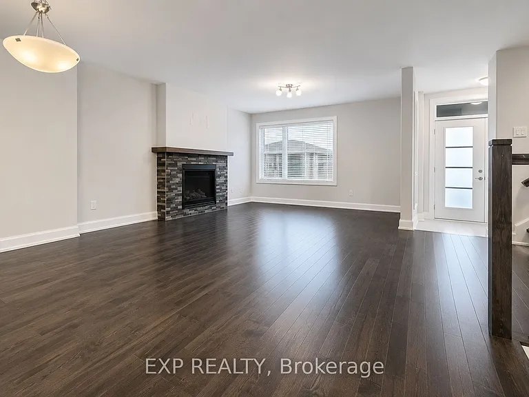 528 Lucent St — Photo 5