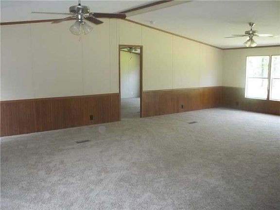 3rd image of 7535 Hidden Harbor Ln