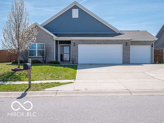 2nd image of 1303 Crabapple Rd