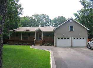 108-1 Mount Sinai Coram Rd, Coram, NY 11727