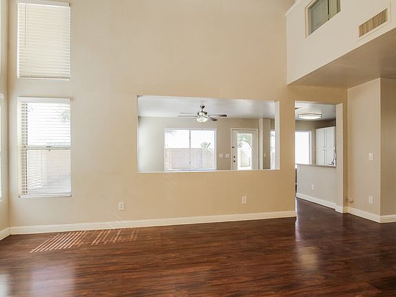 4th image of 2548 N 131st Ln