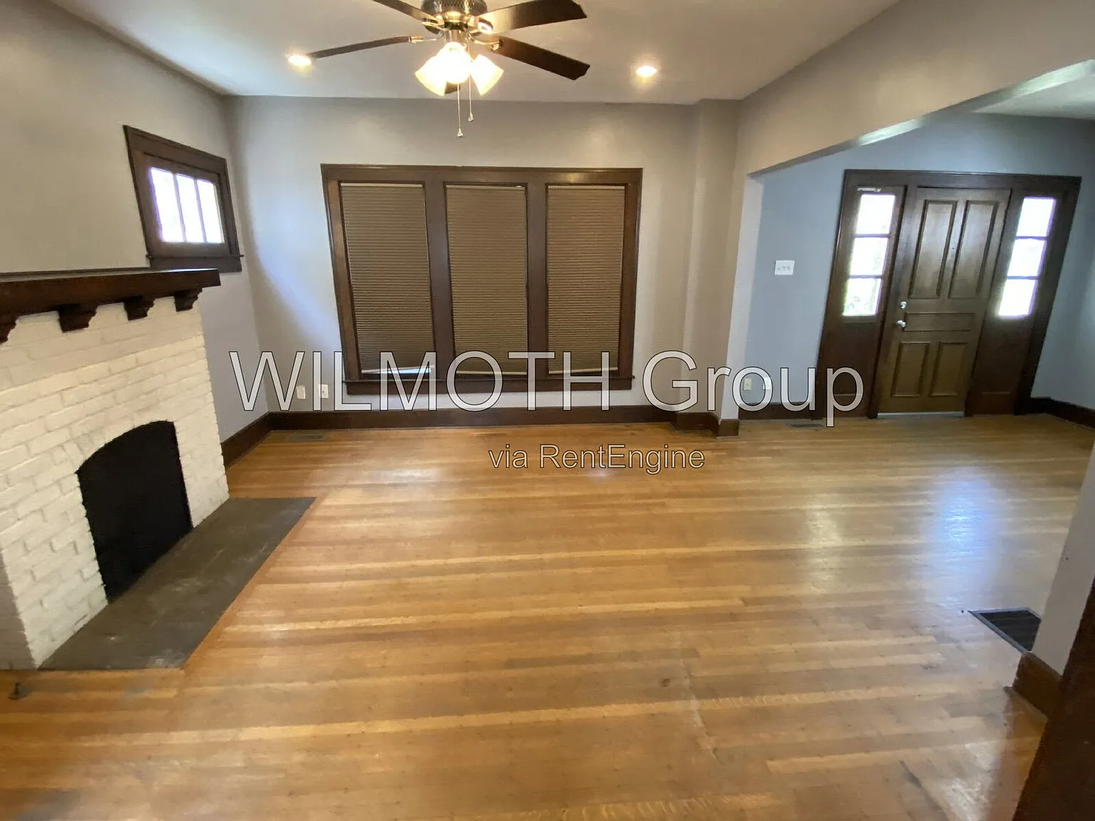 3 bed, 2.5 bath, 1667 sqft, $1,725 — Photo 2
