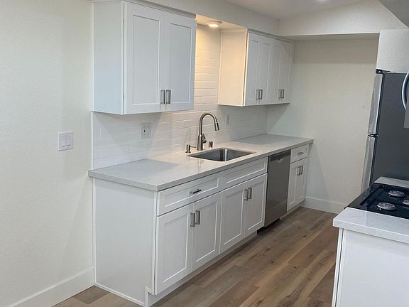 5th image of 289 Ogle St Unit A