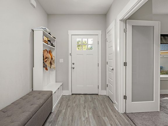 4th image of 2800 Ram Ln