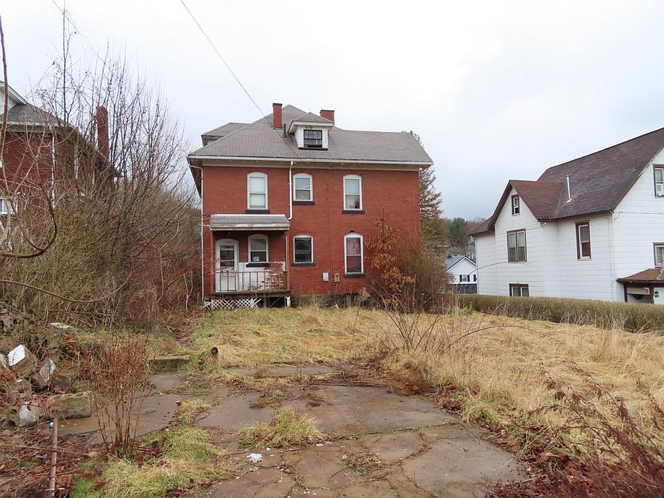 2nd image of 220 Washington Ave #&-865