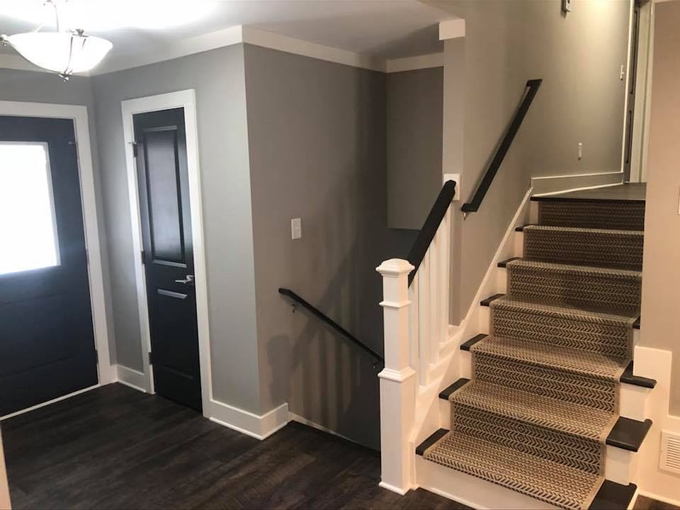 1st image of 2341 Elmwood Cir SE