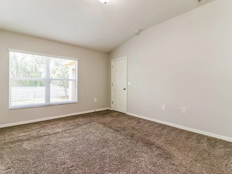 403 Down Pine Dr — Photo 8