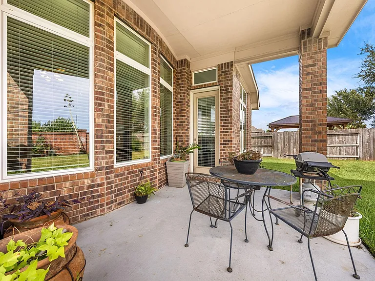 25819 Oakwood Knoll Dr — Photo 24