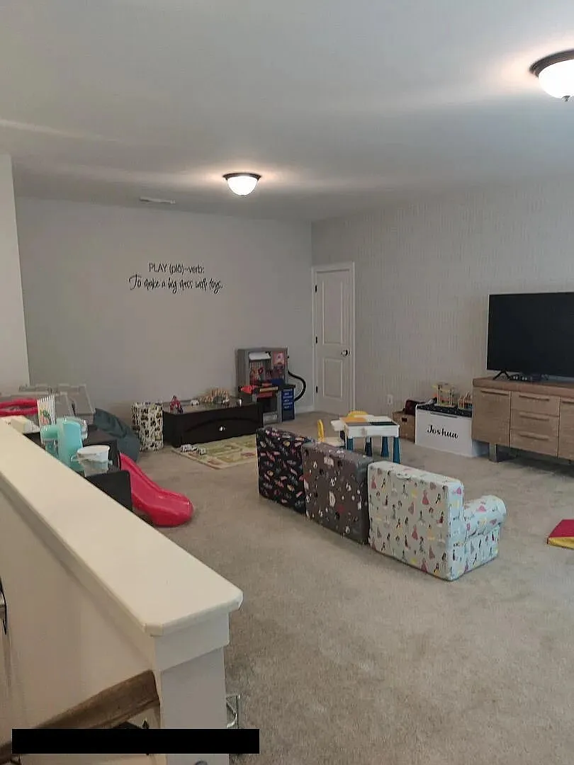 4 bed, 3.0 bath, 3112 sqft, $3,750 — Photo 3