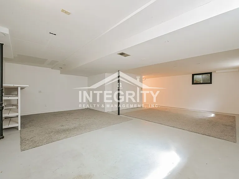 5051 W Portland Dr — Photo 32