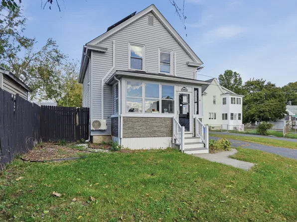 96 Decatur St, Springfield, MA 01151