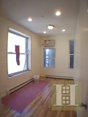 Rented by Halstead Real Estate | media 44