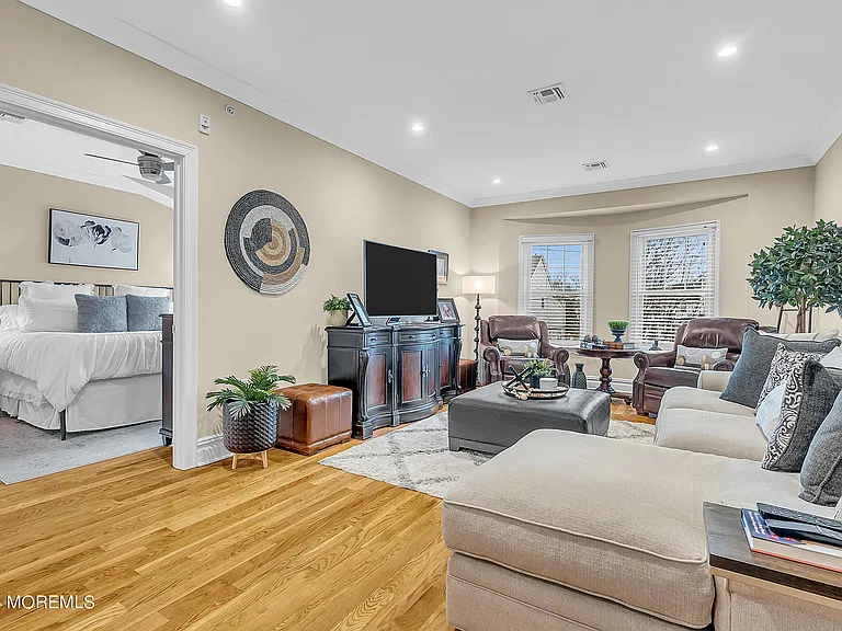 564 Sairs Ave #7 — Photo 14