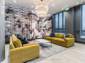 10 Lagerfeld Dr