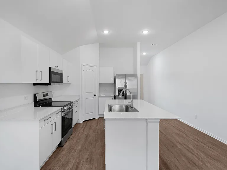 221 Fairmeade Dr — Photo 15